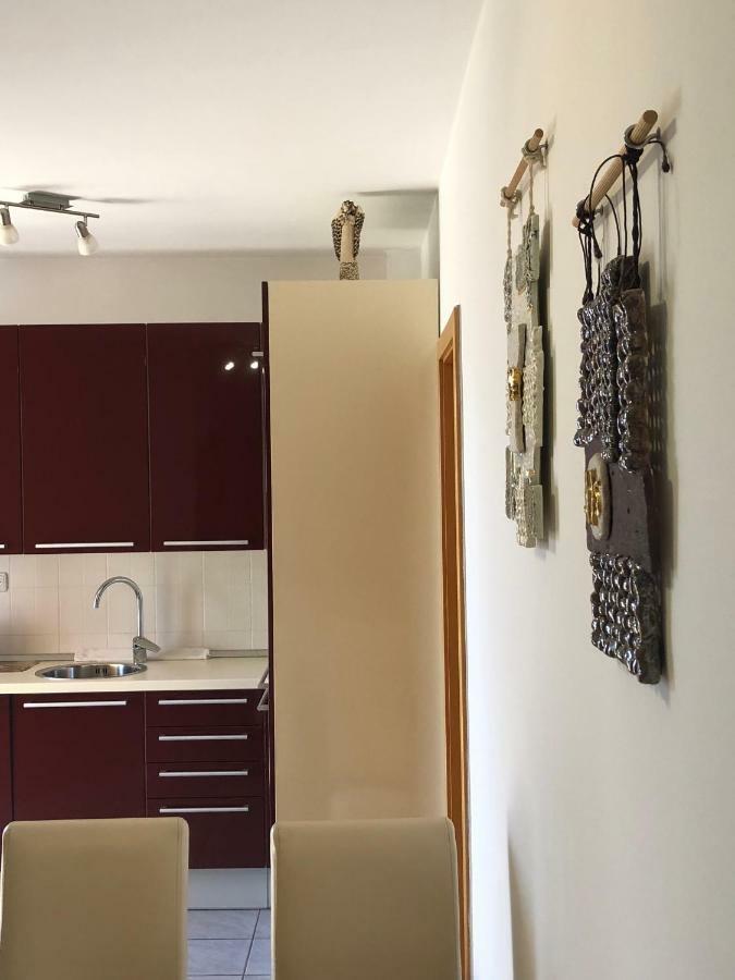 Apartman Snjezana Malinska Bagian luar foto